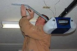 Exclusive Garage Door Repair Service Gaithersburg, MD 301-329-5036